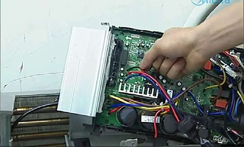 龙泉驿美的空调电话是多少